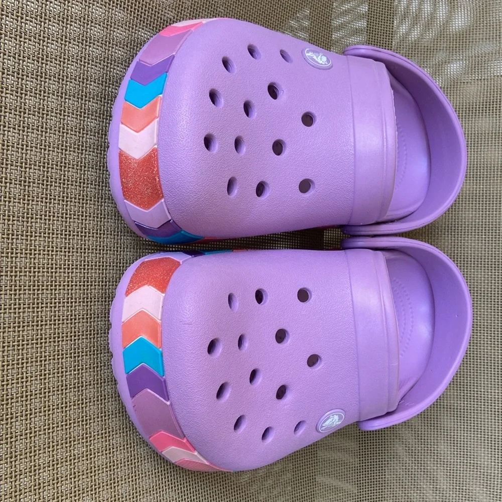 CROCS even shower