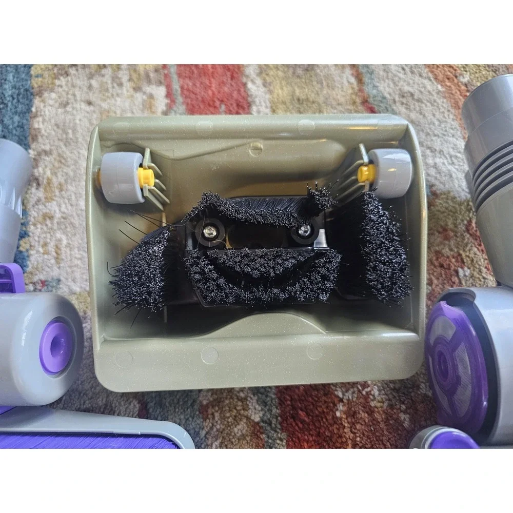 Dyson vacuum lot