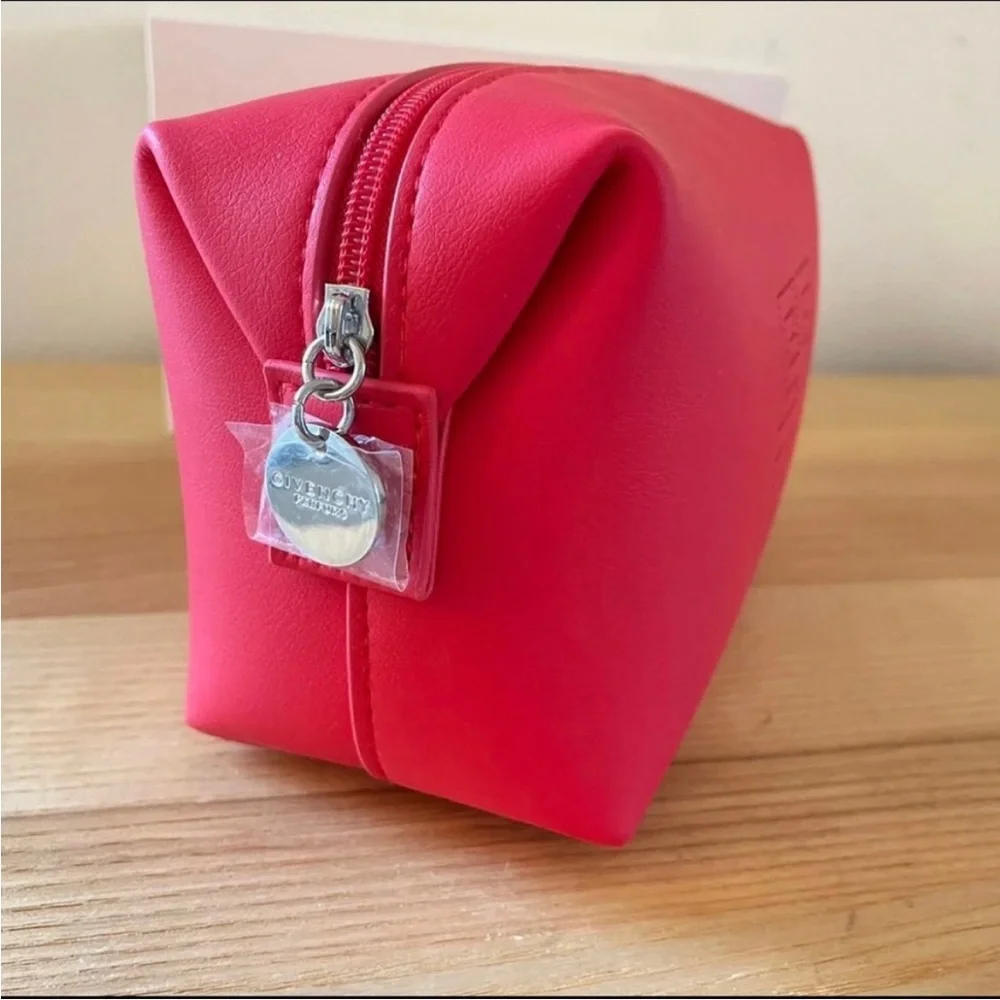 Givenchy pouch cosmetic