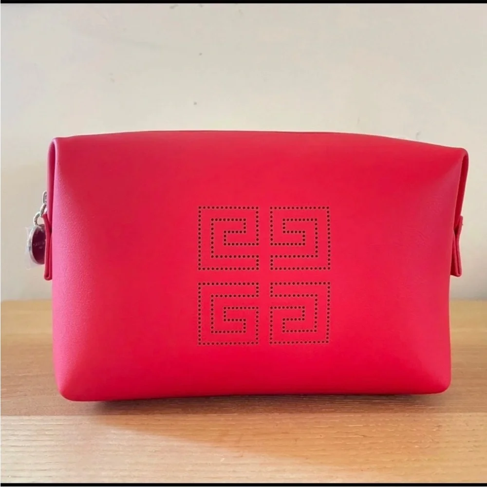 Givenchy pouch cosmetic