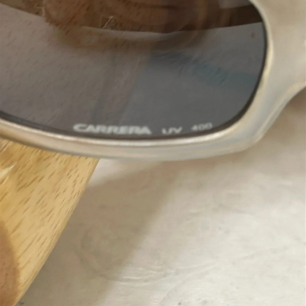 Carrera sales separate