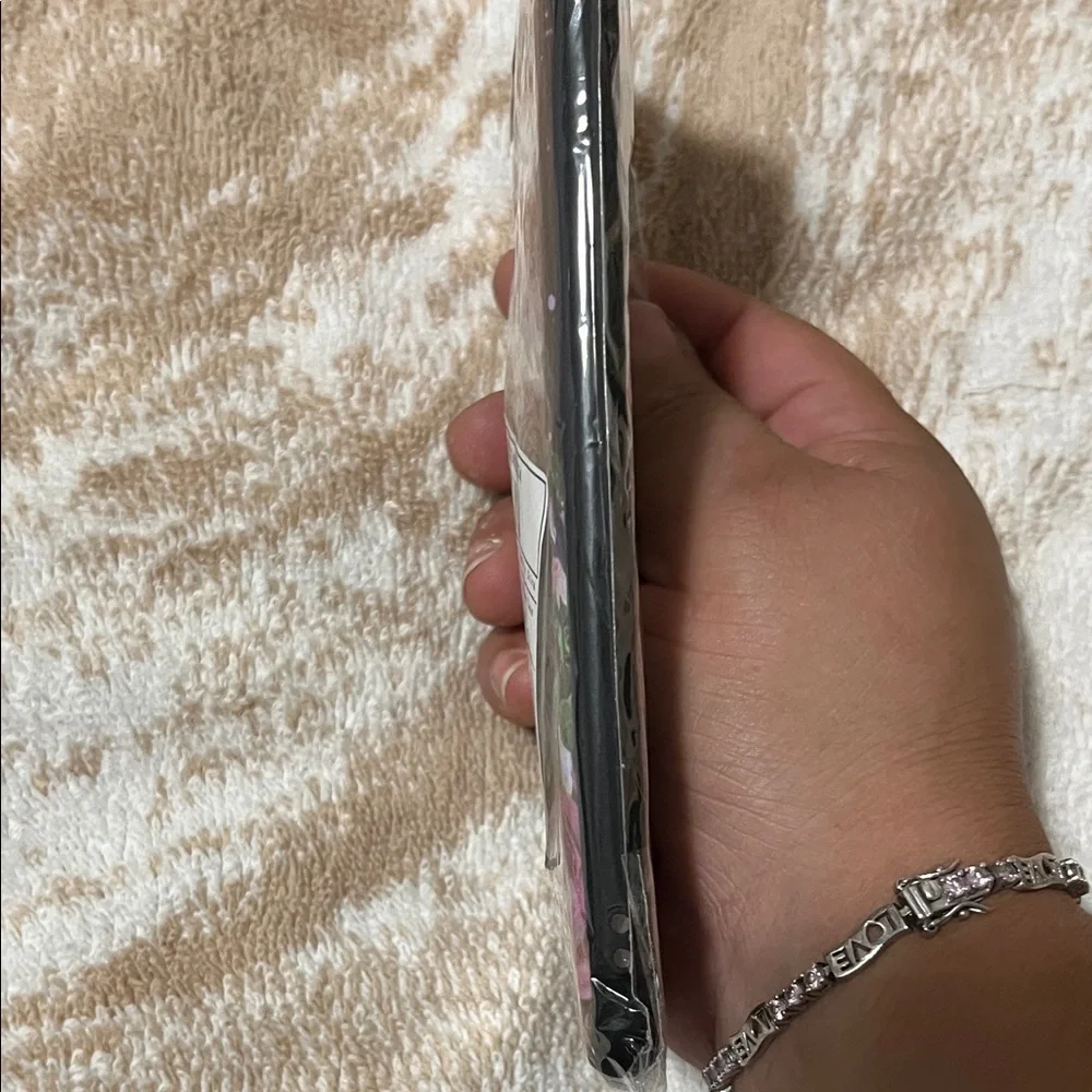 fabric offers elegance phone