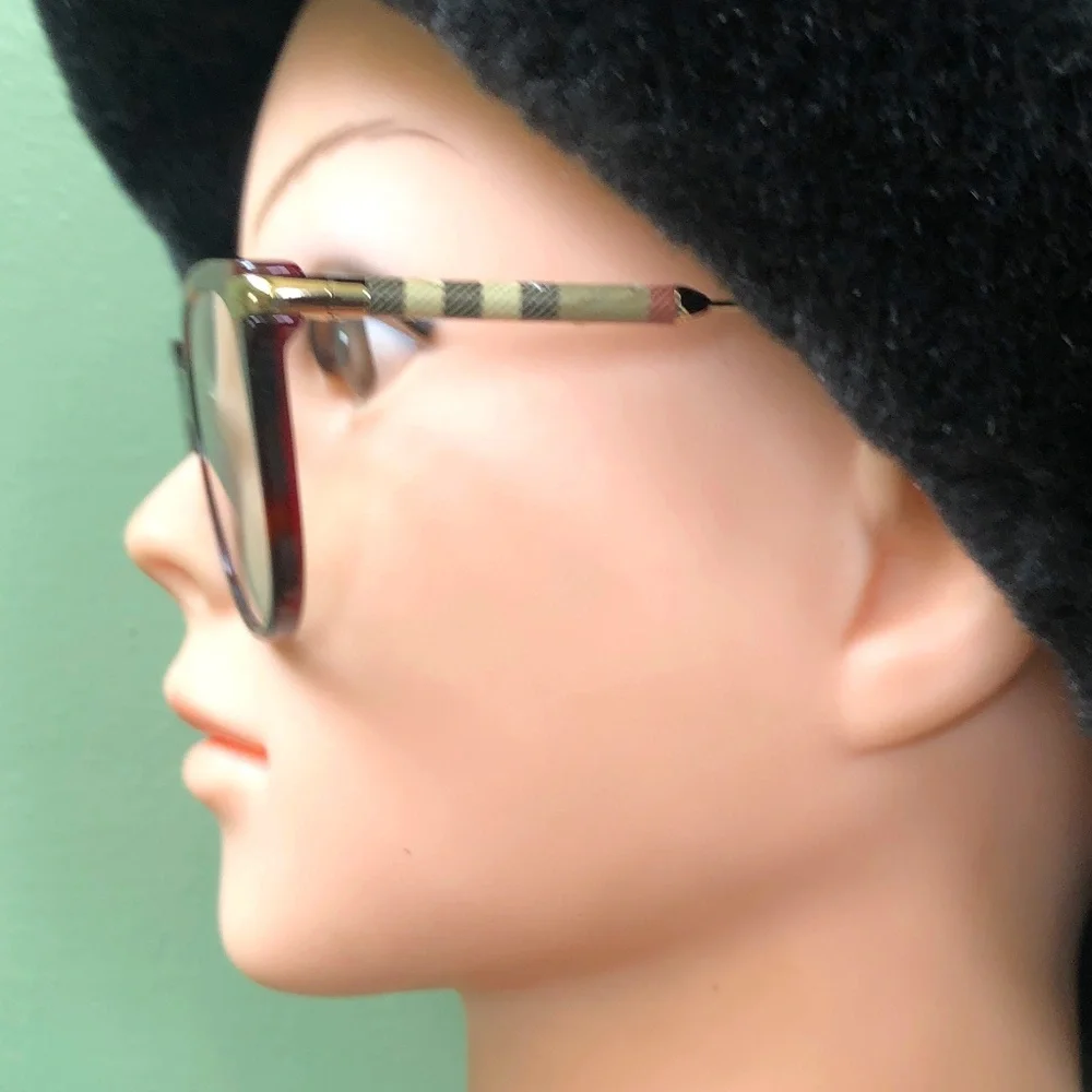 Burberry tortoise eyewear