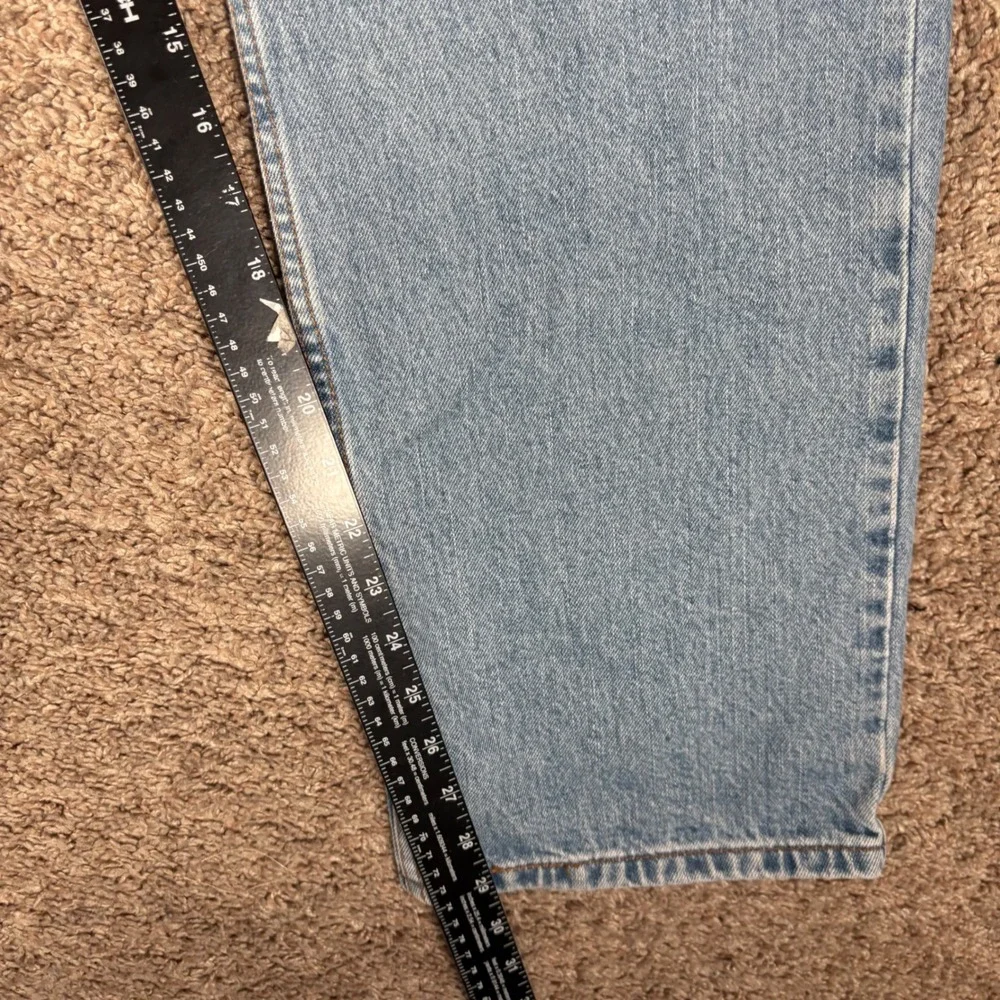 Levis these pants