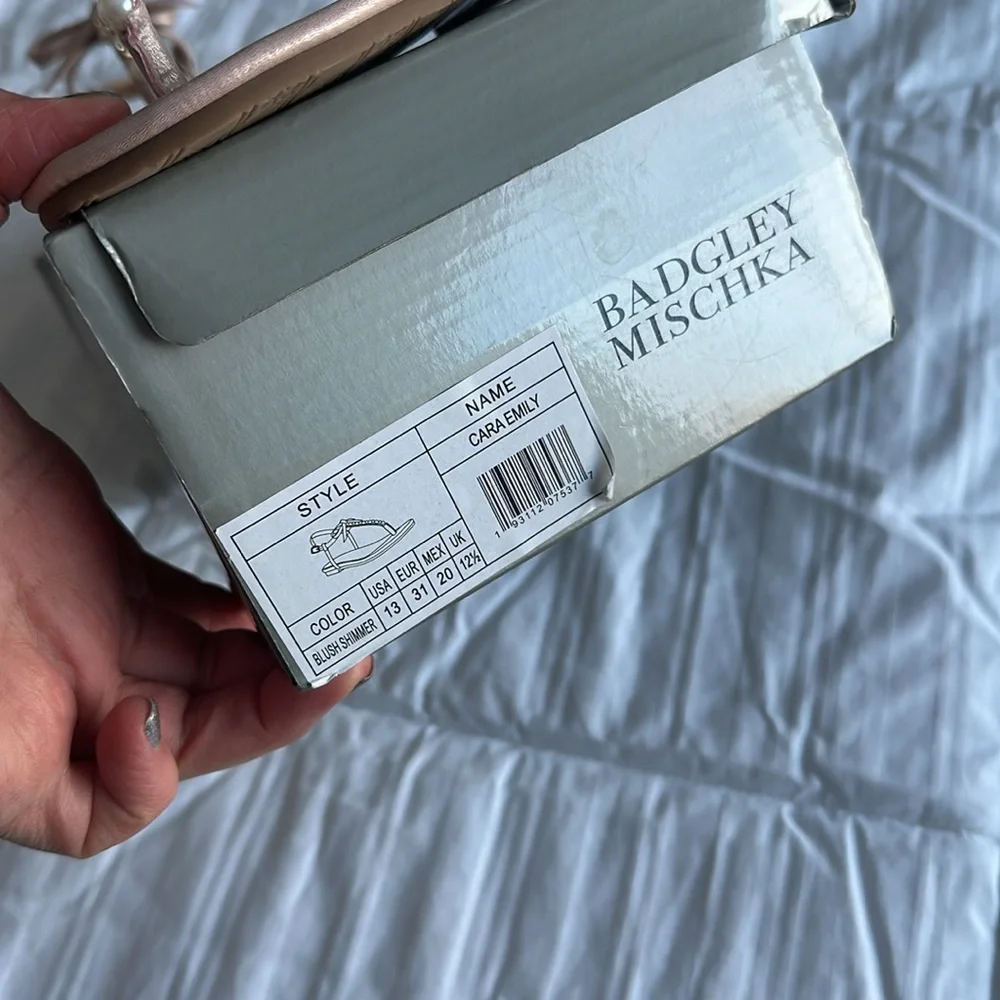 Badgley Mischka occasions sandals
