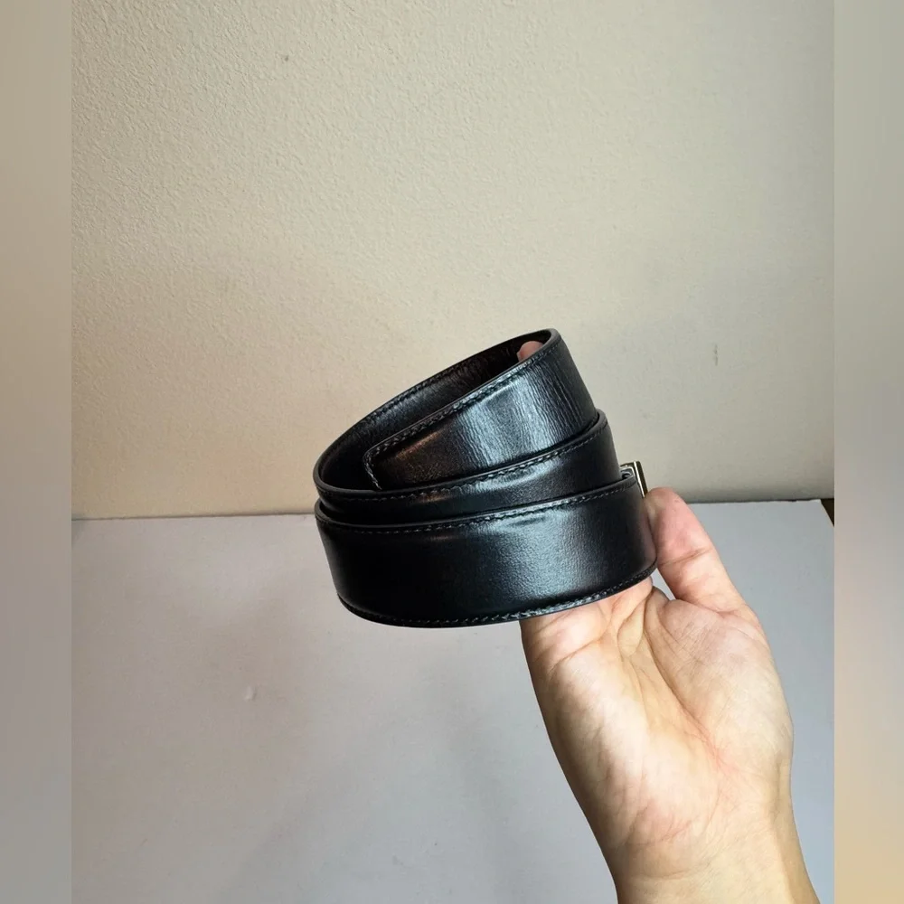 Gucci girl leather