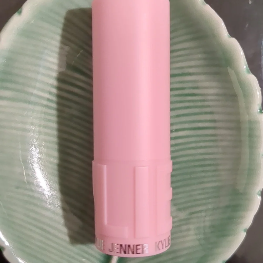 Kylie Cosmetics nwt kylie