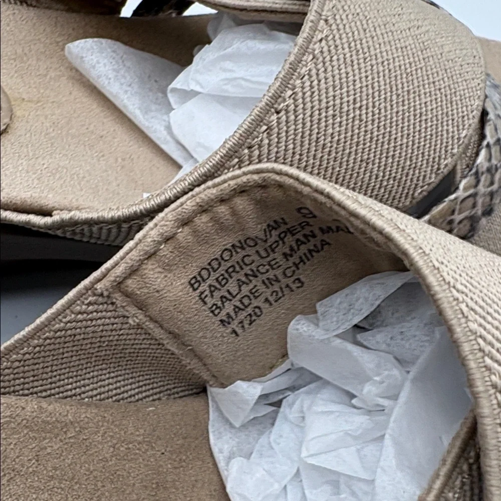 Bandolino chic sandals