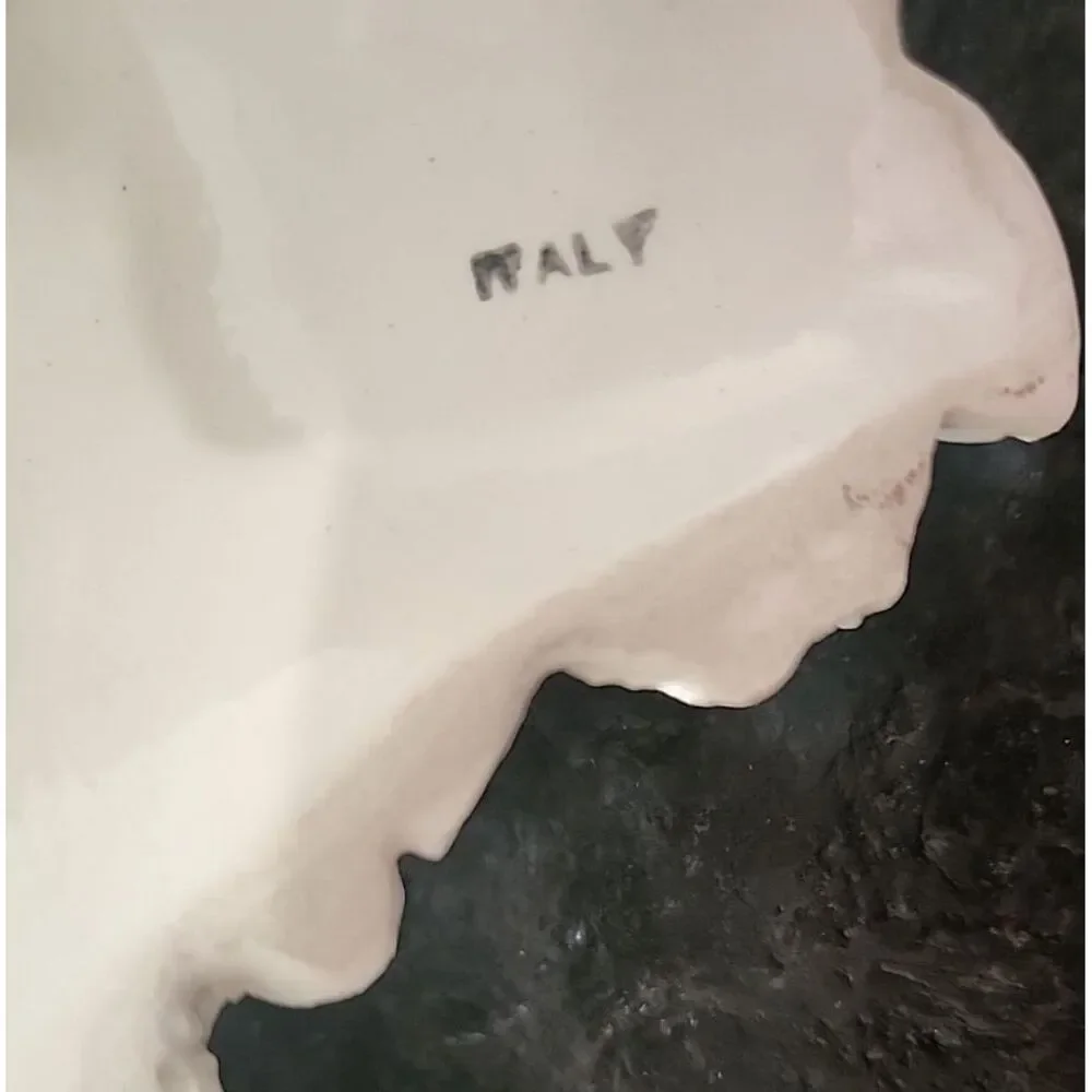 N/A home chalkware