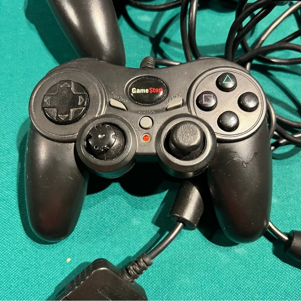 Gamestop compatible game