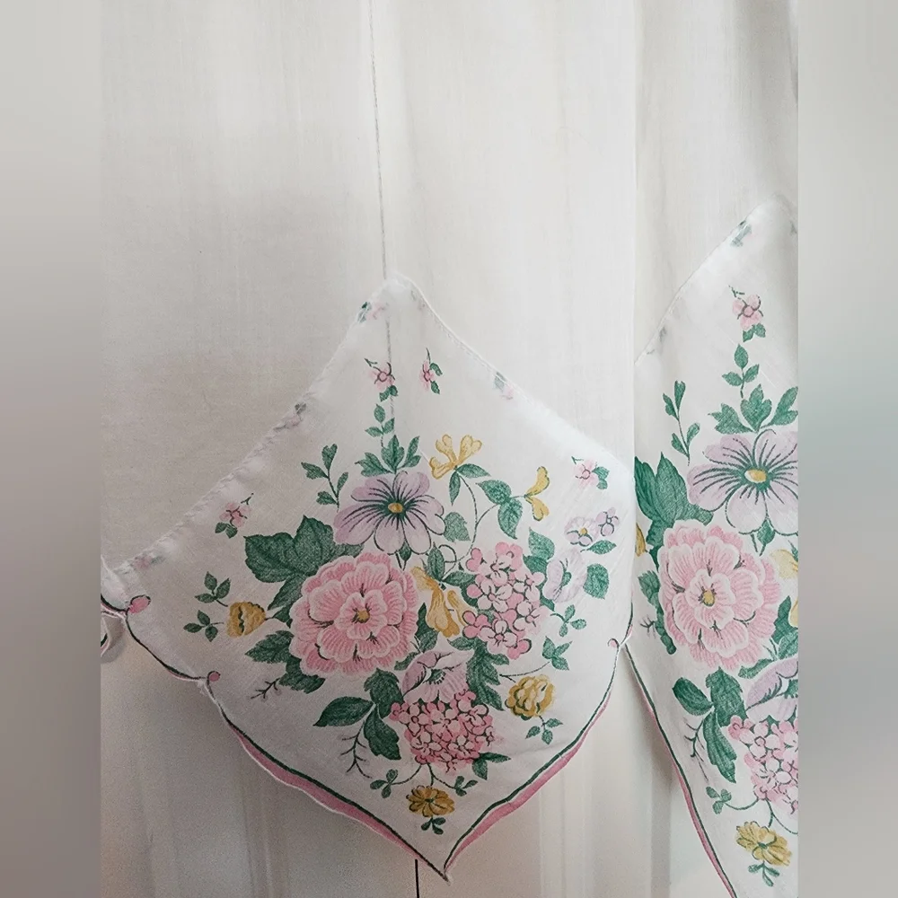 Vintage Pink Floral Sheer White Half Apron Scalloped Hemline