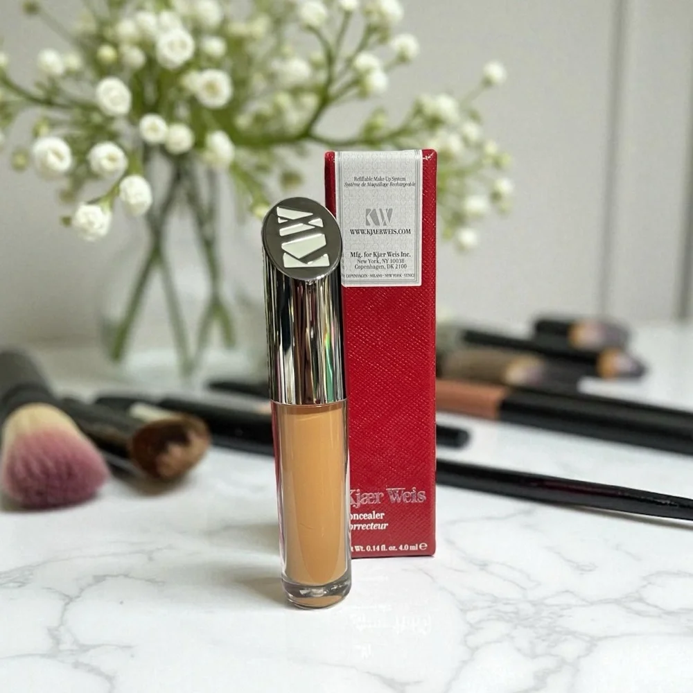 Kjaer Weis Cream Concealer .14 oz shade D310