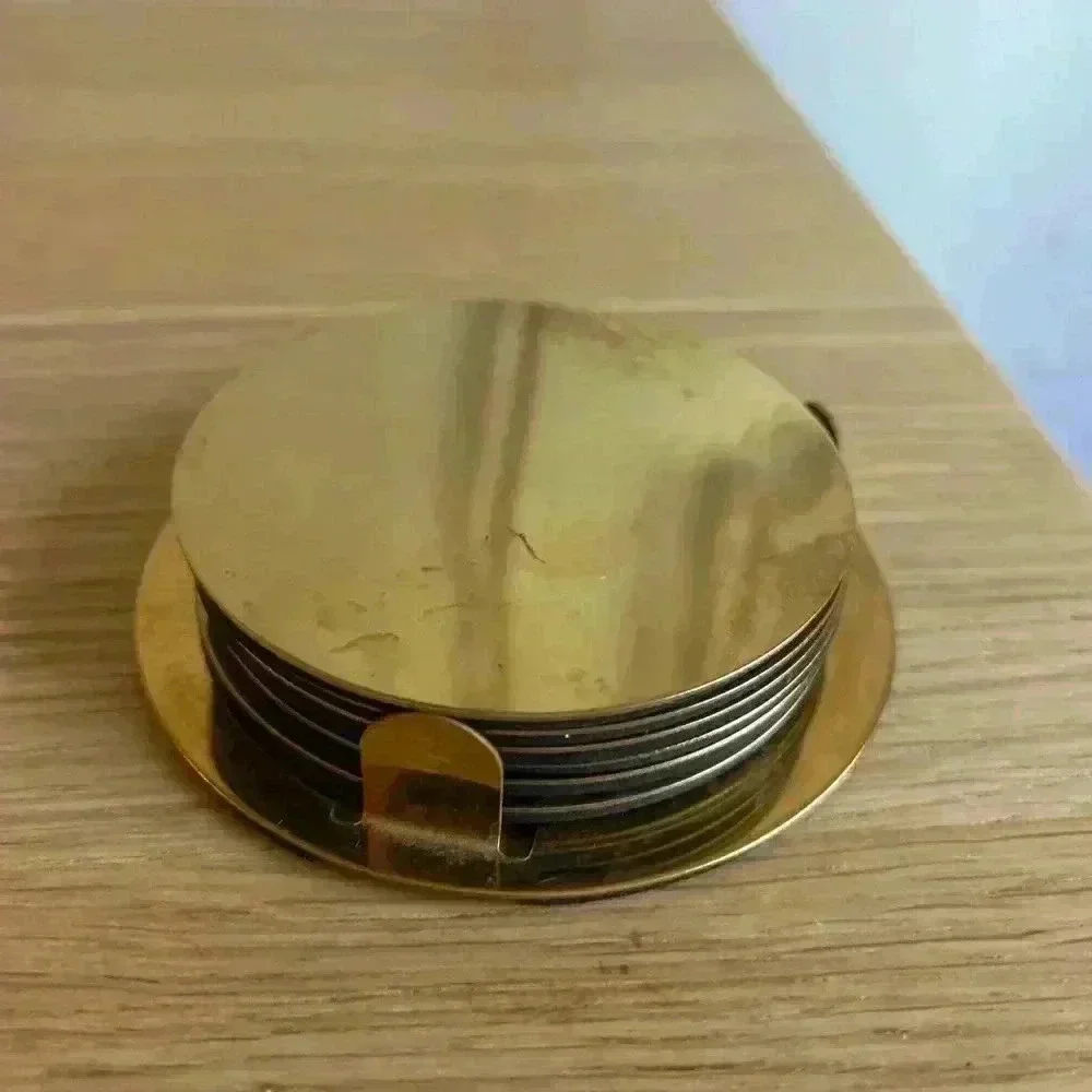 IKEA protects table