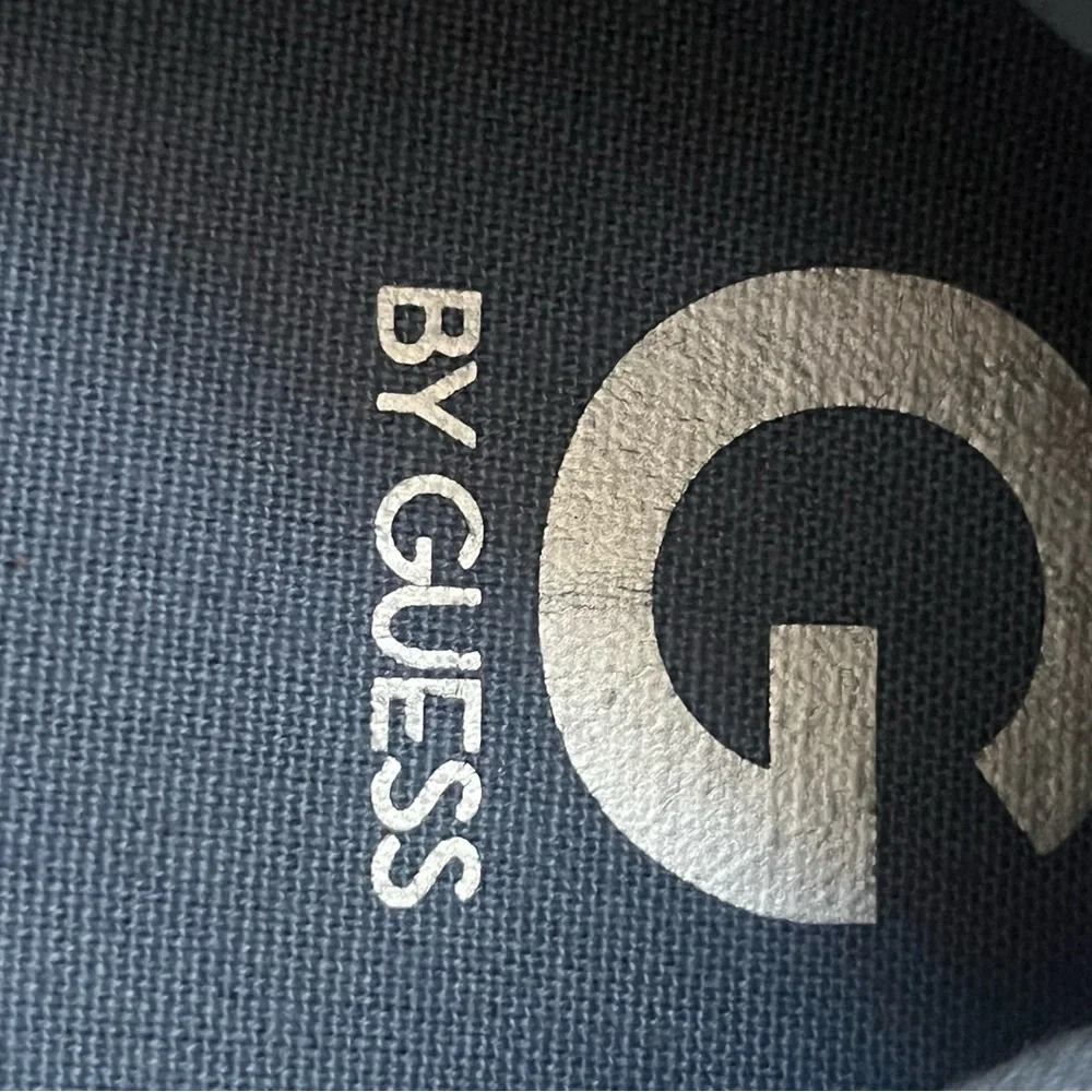 Guess stylish by