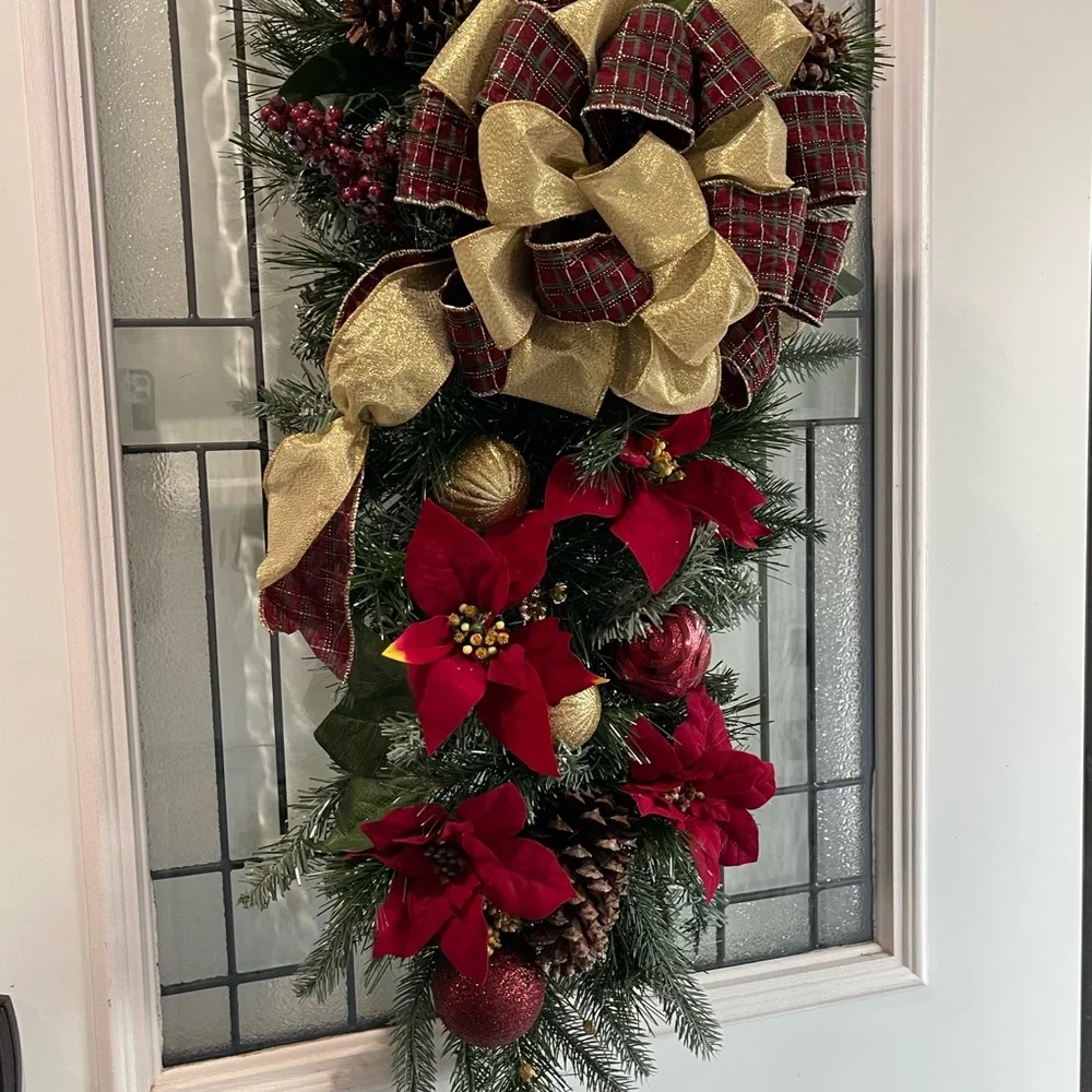 N/A burgundy poinsettia