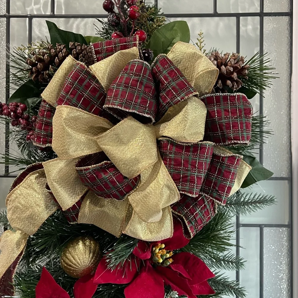 N/A burgundy poinsettia