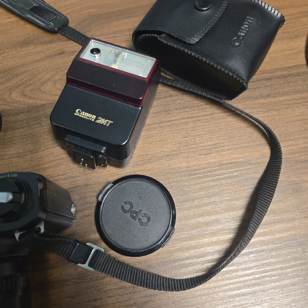 Canon slr camera