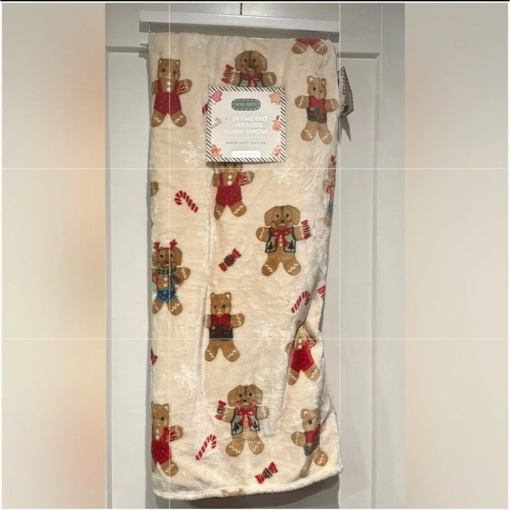 Christmas Gingerbread Cat & Dog Blanket