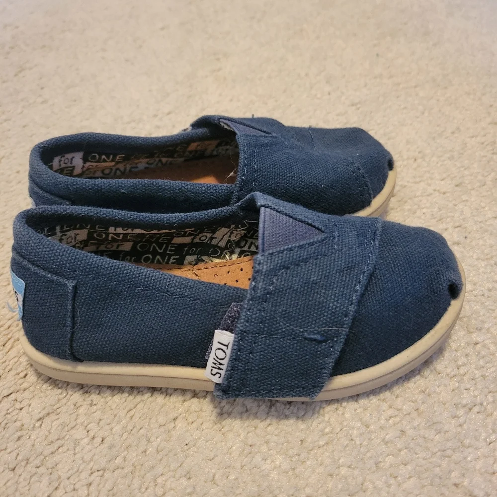 Toms moccasins stylish toddler