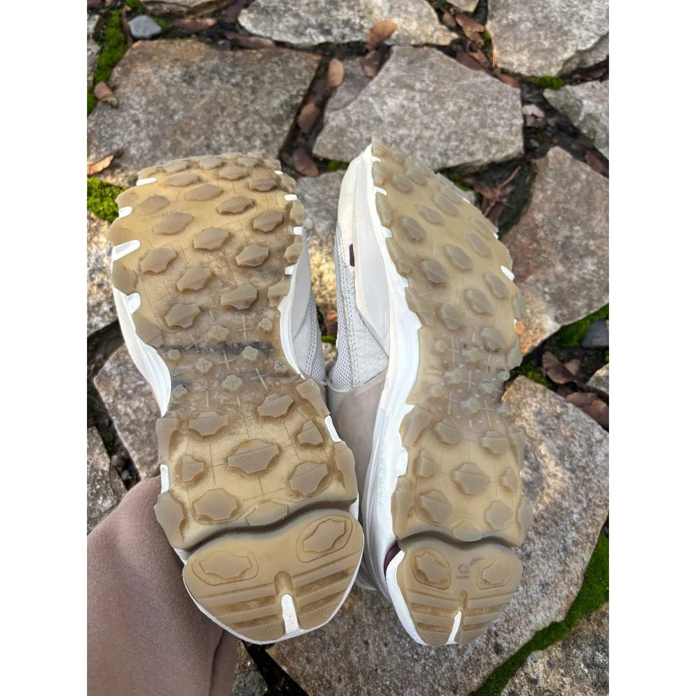 adidas running road size