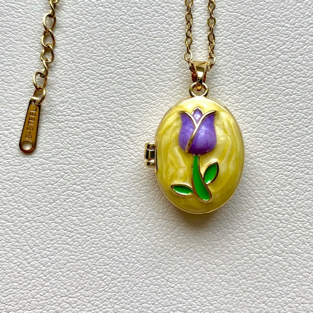 N/A adding jewelry flower