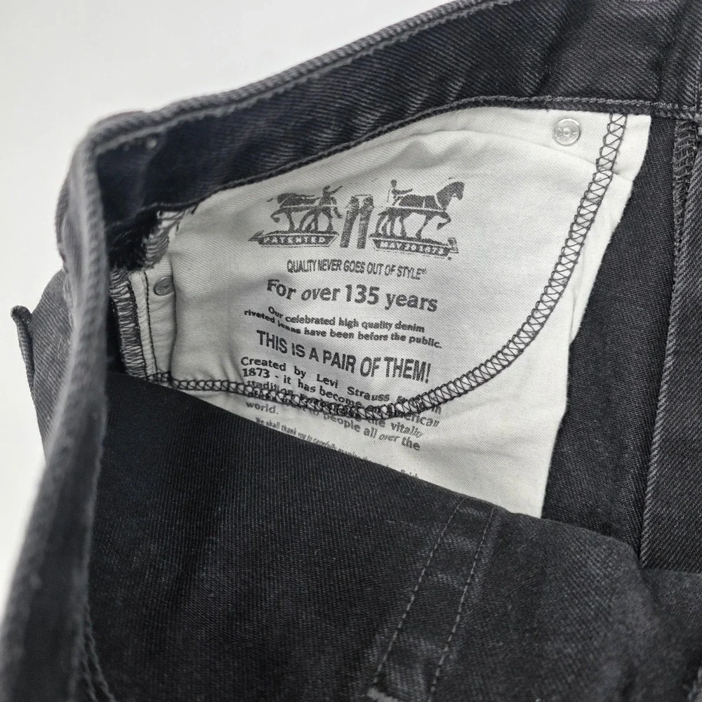 Levi Strauss & Co classic levi