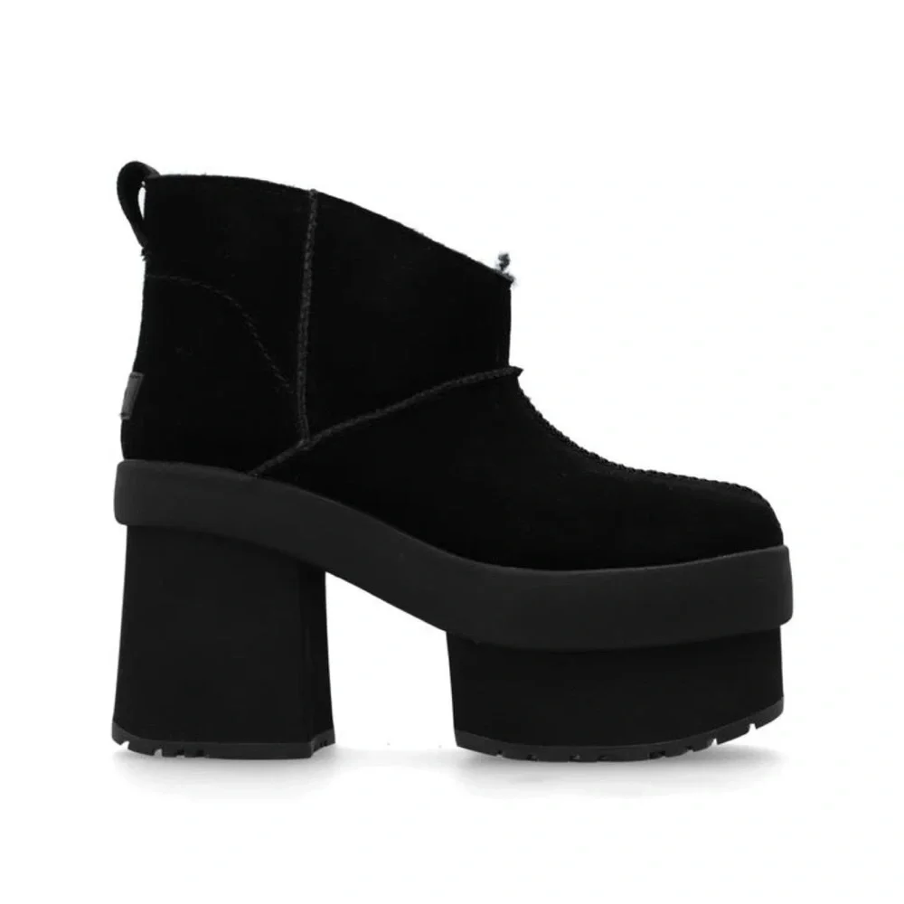 New UGG New Heights Platform Mini Black Suede Sz 9.5
