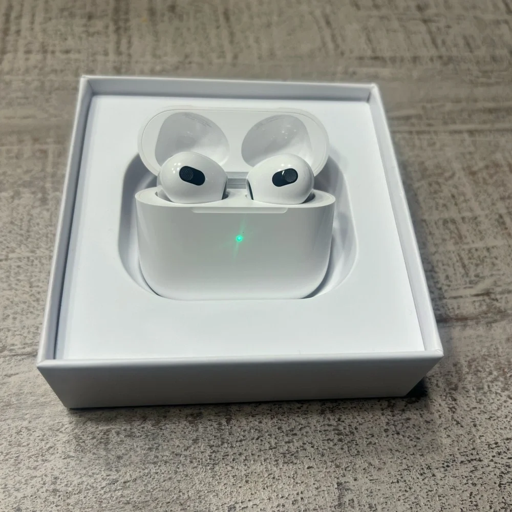 Apple enjoy premium