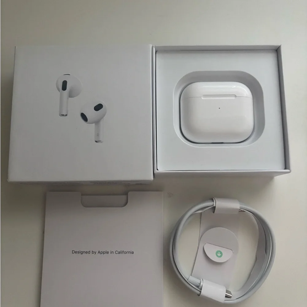 Apple AirPods Gen 3