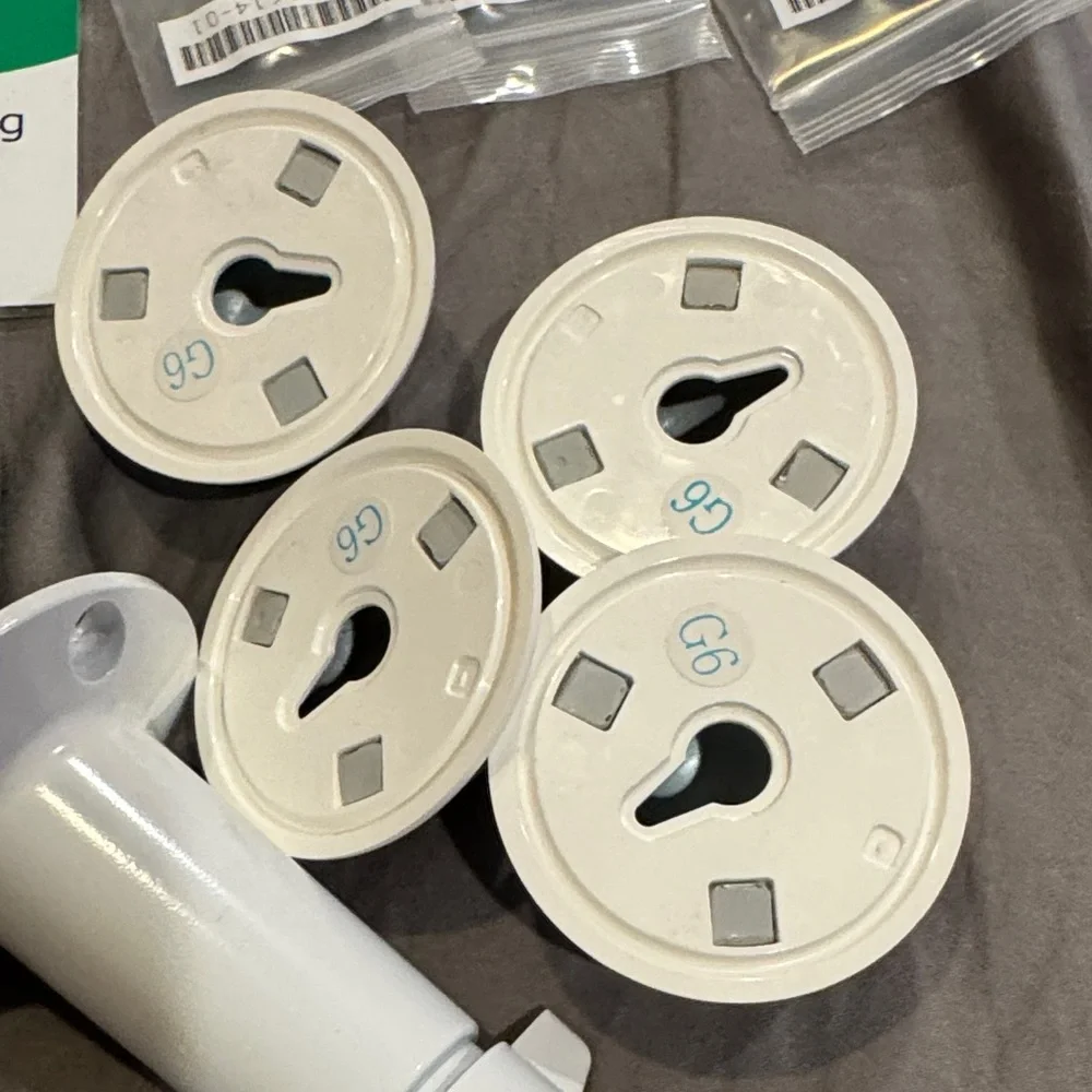 Arlo various hardware