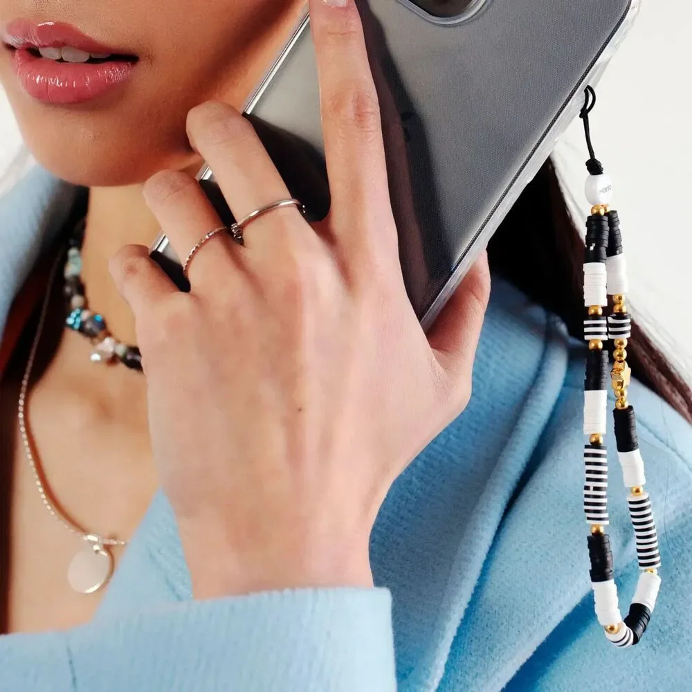 MOXYO beaded phone