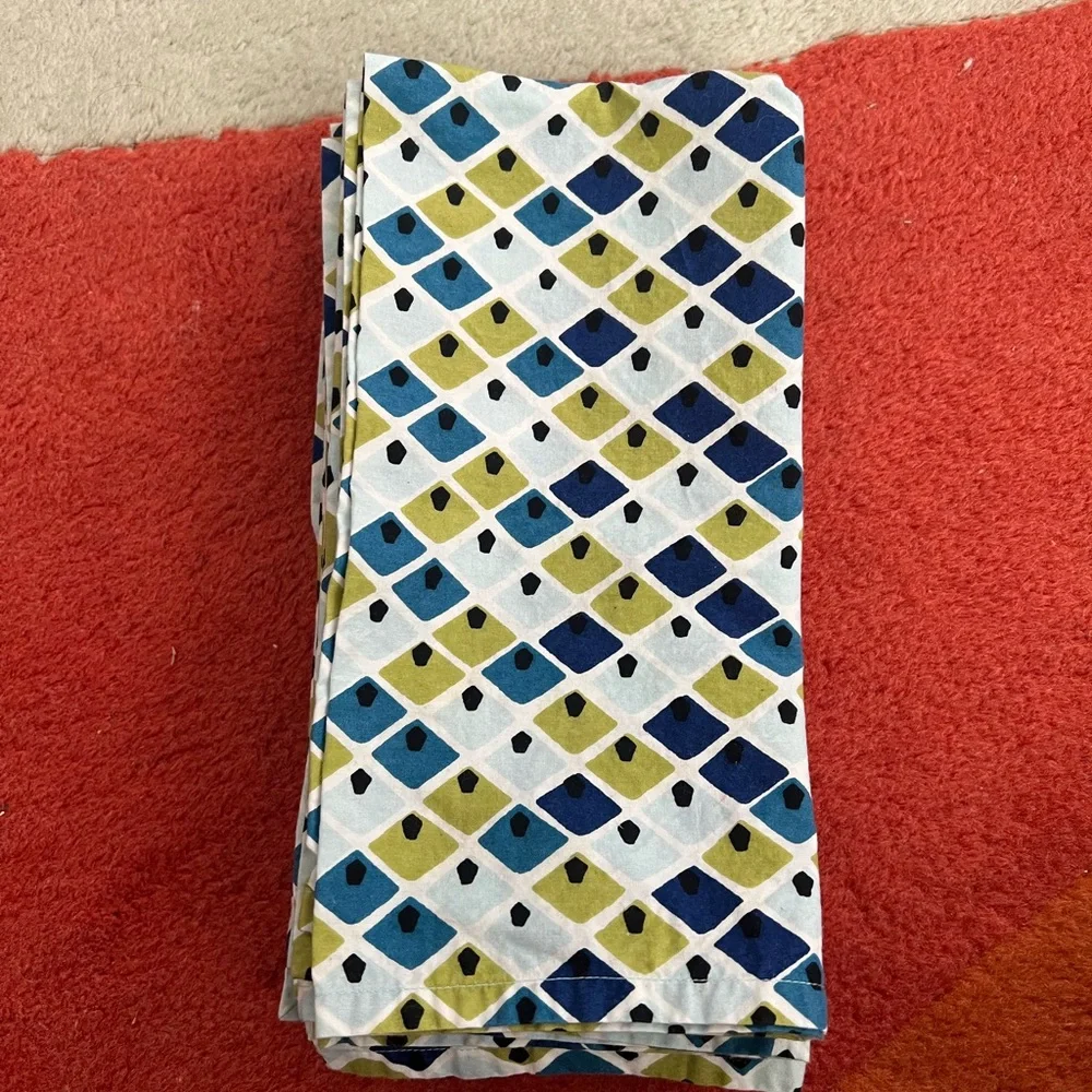 Crate&Barrel cotton eight