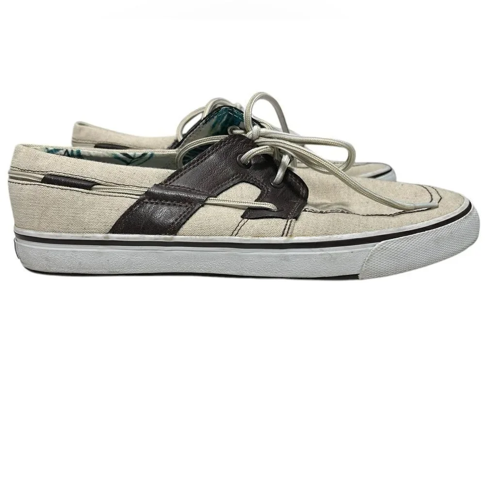 Tommy Bahama step into