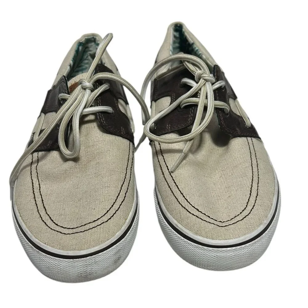 Tommy Bahama step into