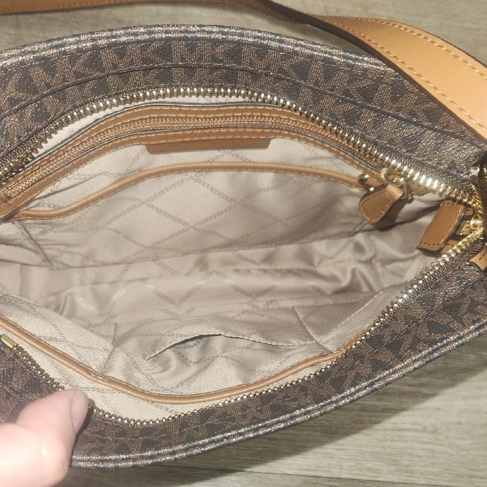 Michael Kors top brown features
