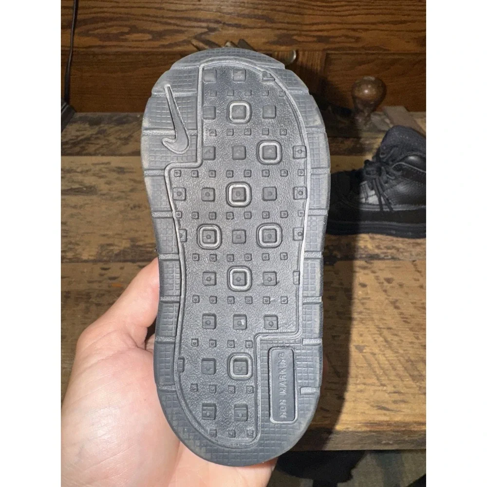 Nike toddler woodside