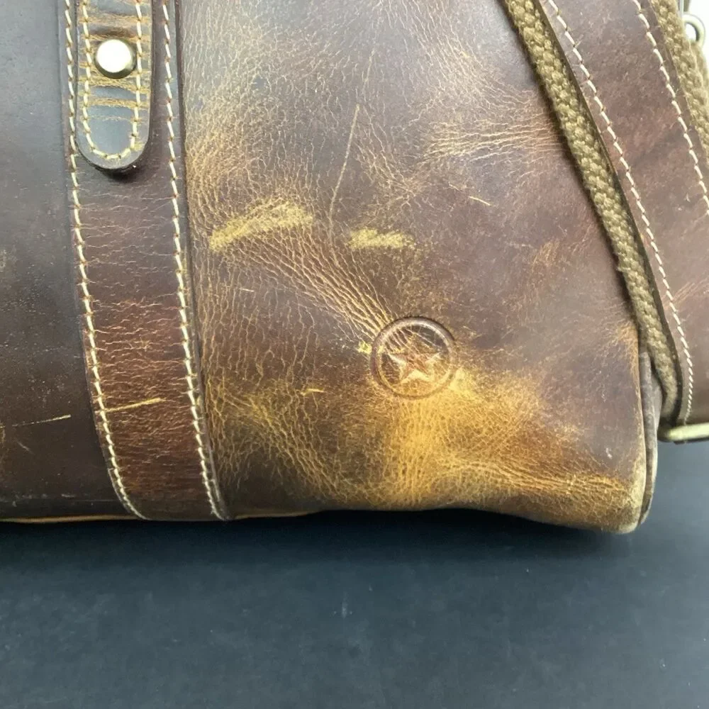 Aaron Leather Goods one corners