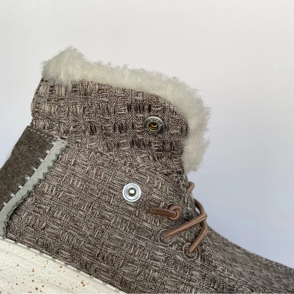Hey Dude hey dude