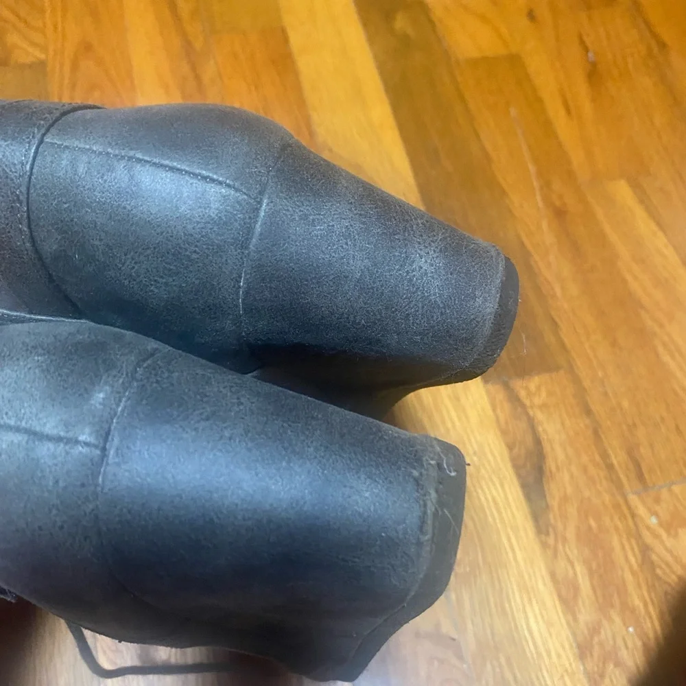 Maurices stylish gray