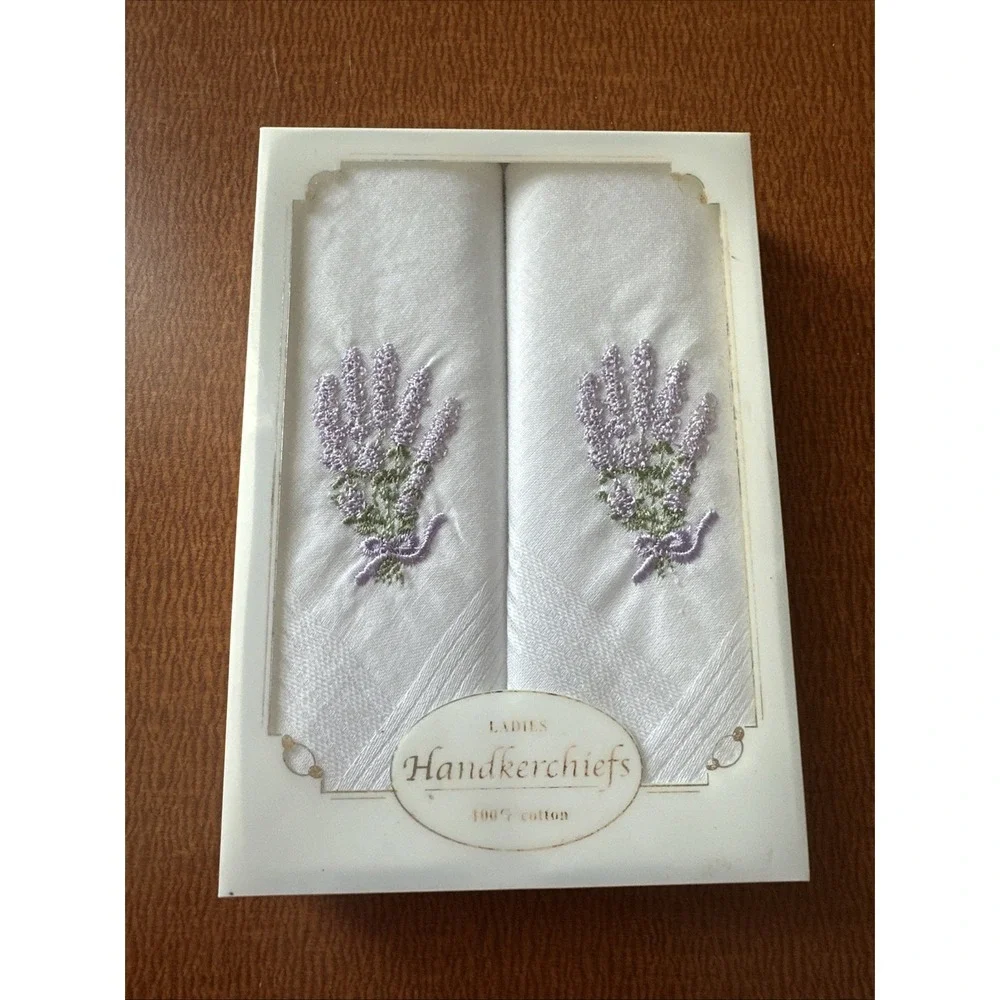 Vtg Set Of 2 Ladies Lavender Embroidered Handkerchiefs In Original Giftbox