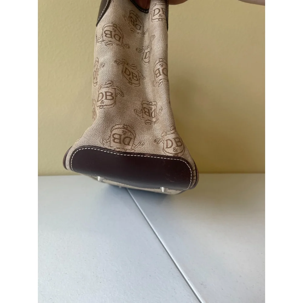 Dooney & Bourke dooney bourke