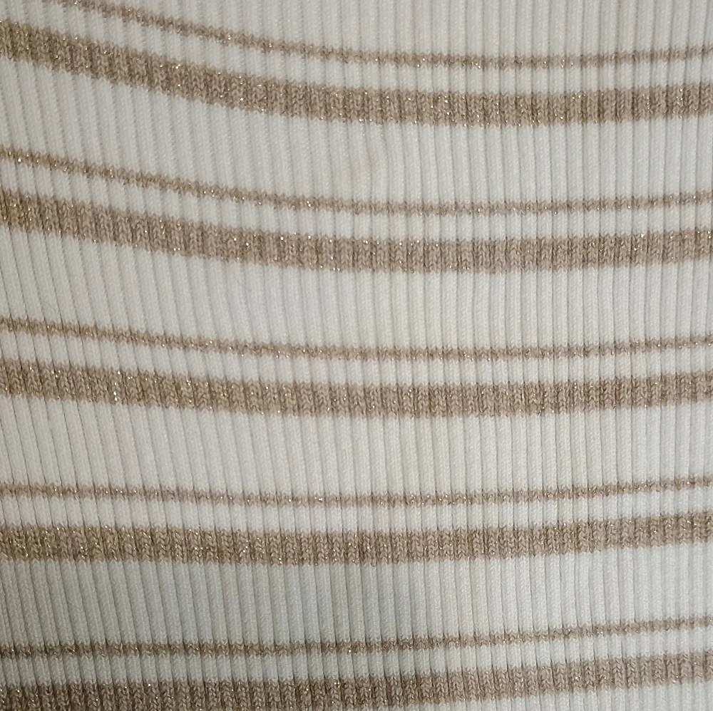 White House Black Market stylish cream