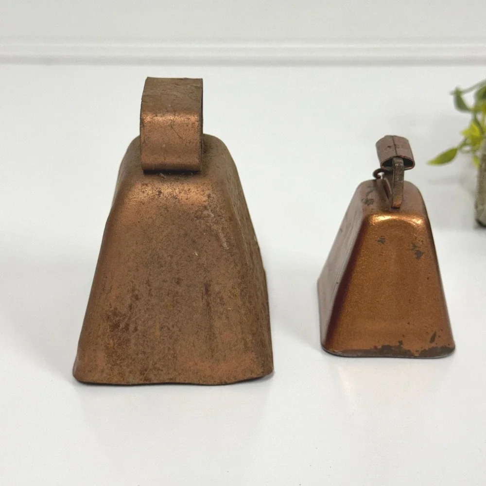 Vintage set bells