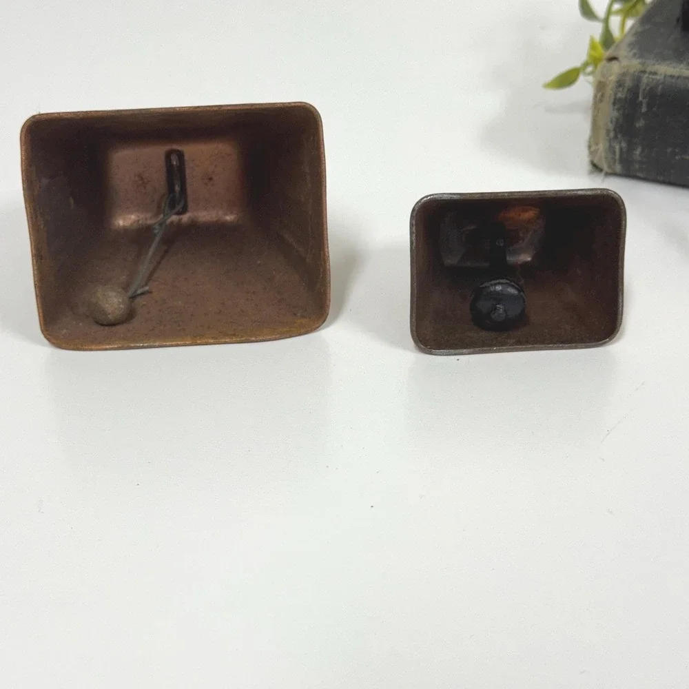 Vintage set bells