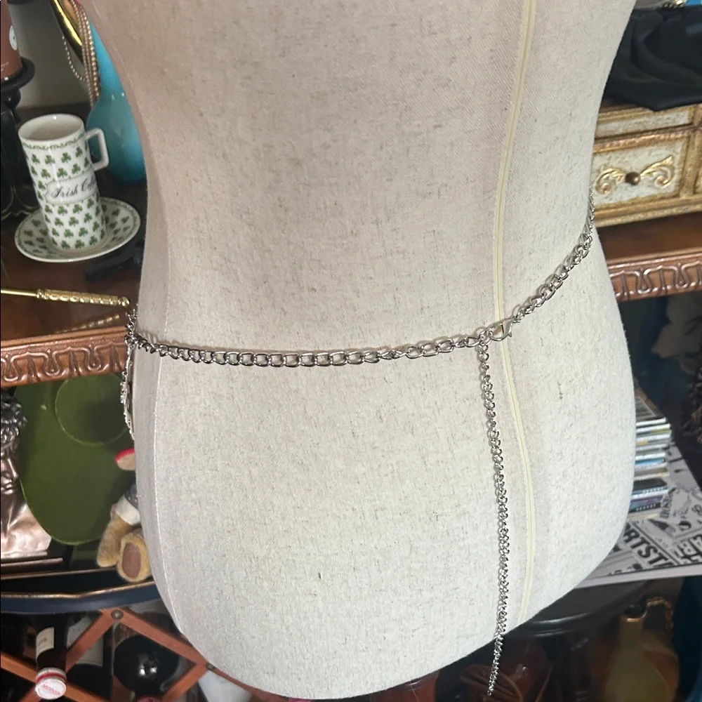 N/A stylish silver