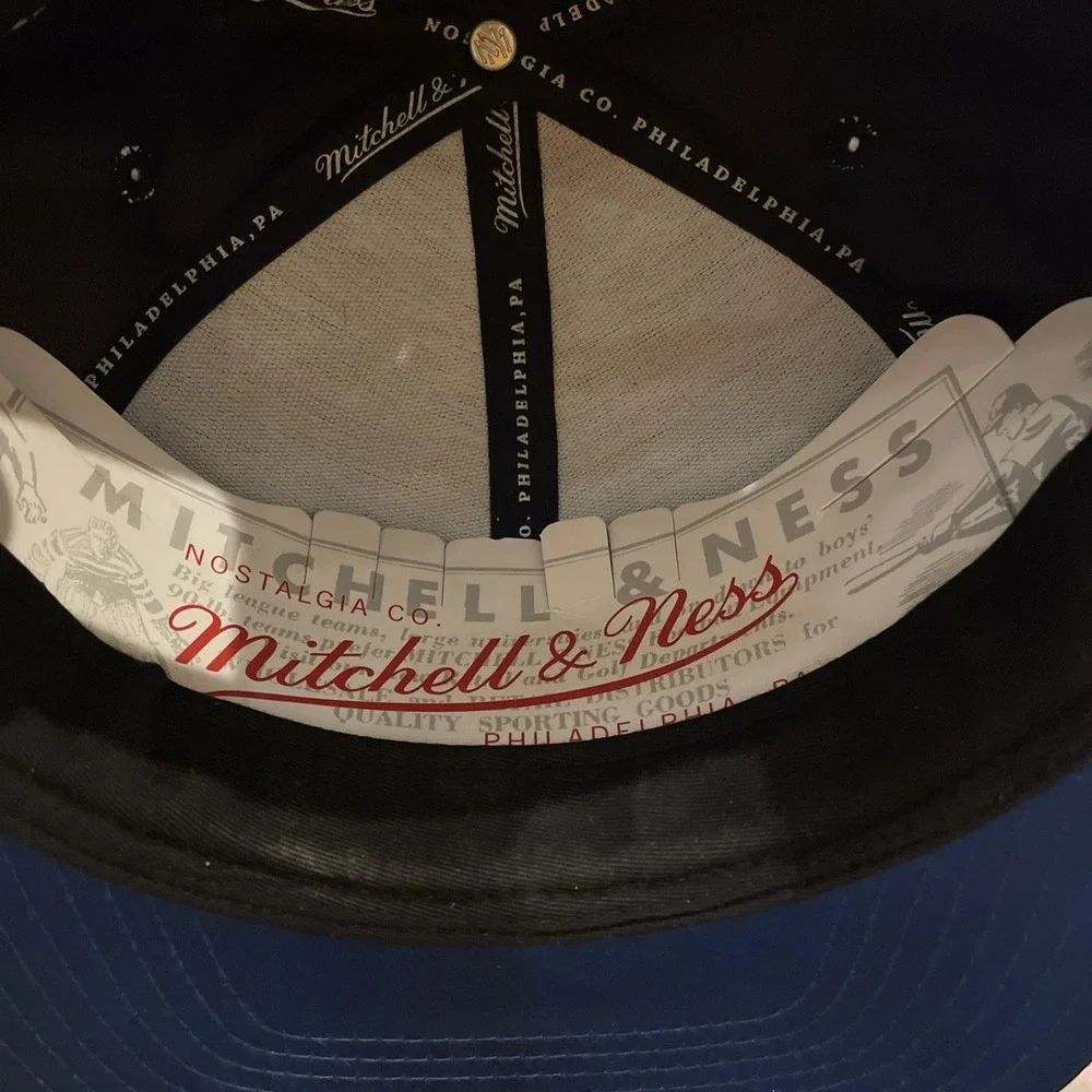 Mitchell & Ness hat good