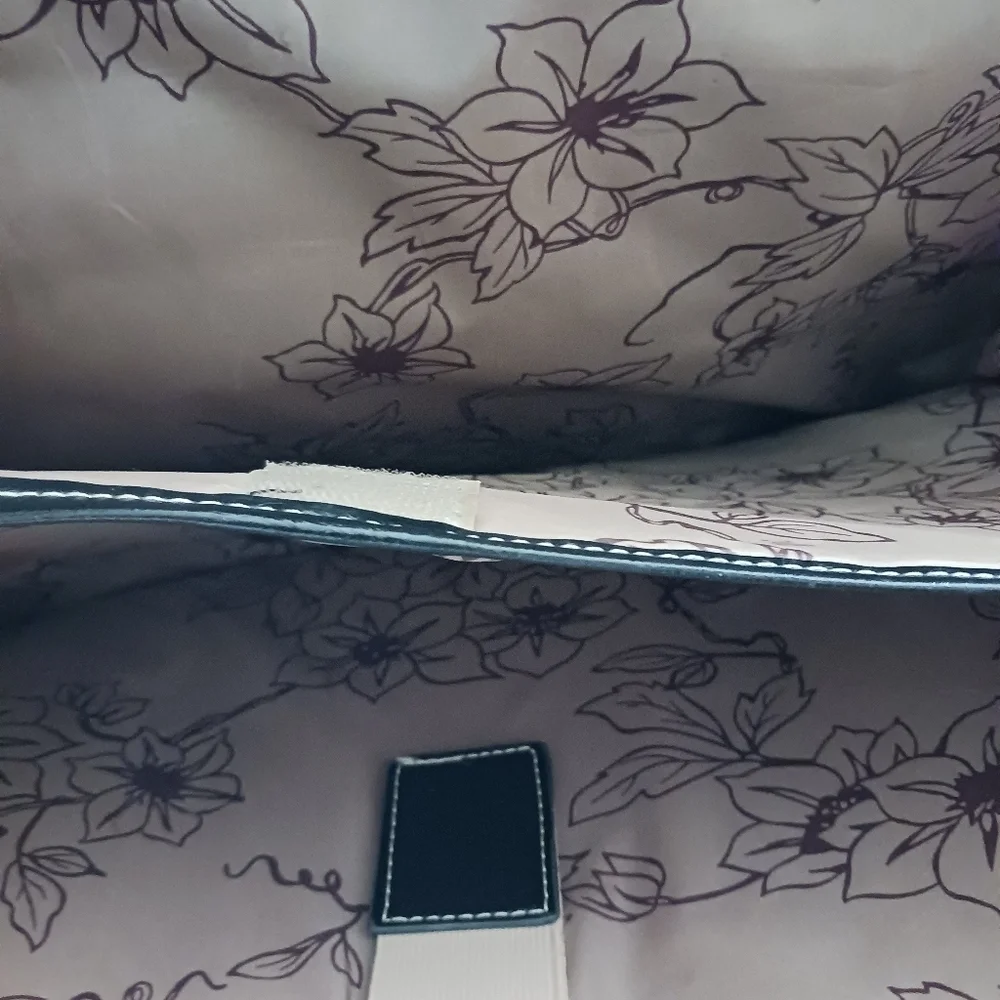 Samsonite black leather bag