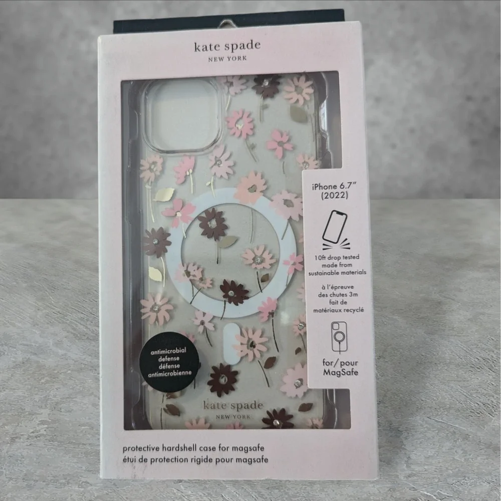 Kate Spade New York MagSafe Case for Apple iPhone 6.7 2022 (14 Plus) - Floral W4