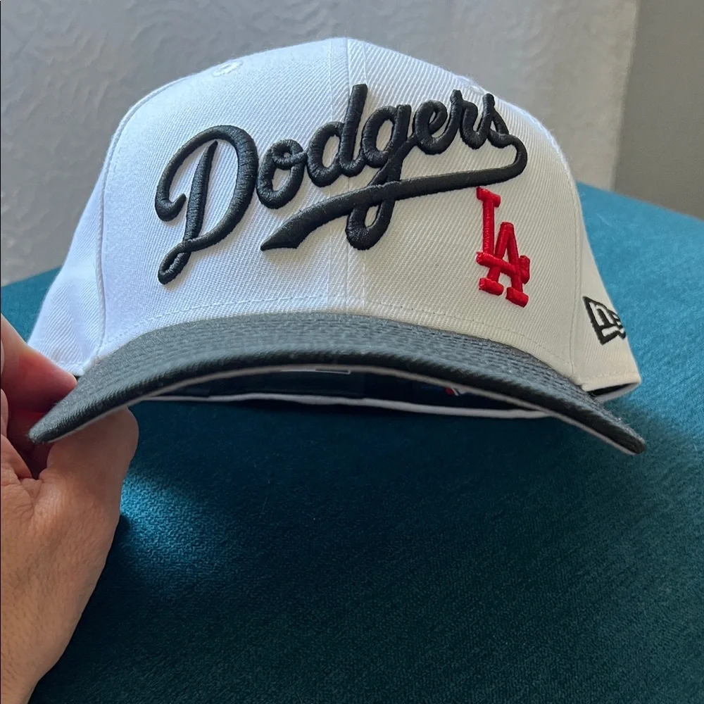 La Dodgers show black
