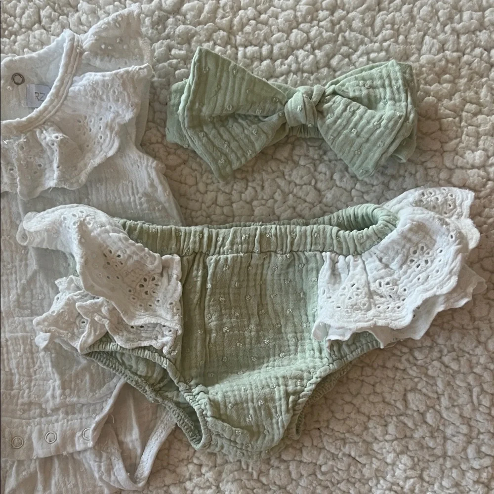 Rachel Zoe charming set